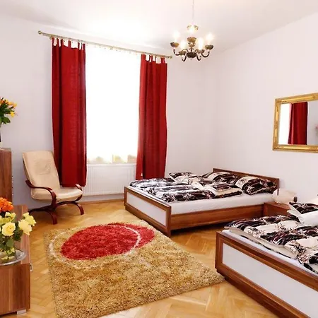 P&J Apartamenty Sw. Krzyza Krakow Room photo