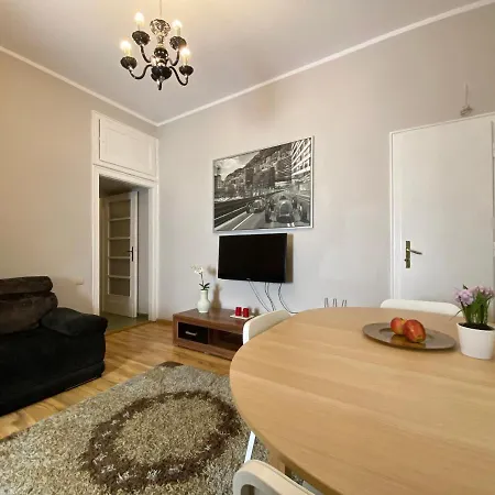 P&J Apartamenty Sw. Krzyza Krakow Exterior photo