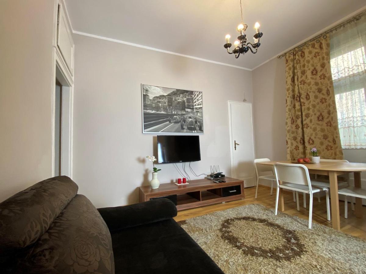 P&j Sw. Krzyza Apartamento Cracovia